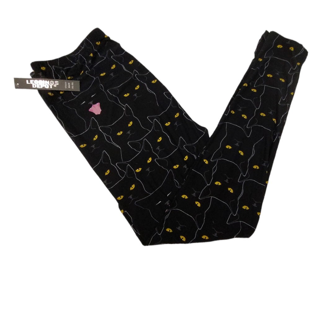 Legging Depot Black Cats 3x to 5x NWT Plus Size Fun, cute Soft